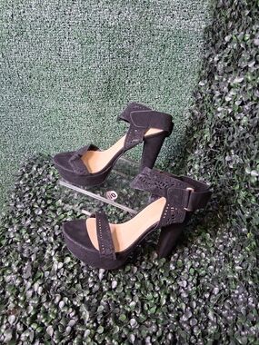 Speed Limit 98 Black Suede Platform Block Heel Sandals
